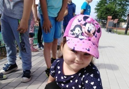  (photo)