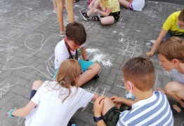  (photo)