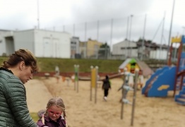  (photo)