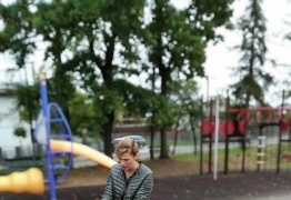  (photo)
