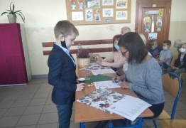  (photo)