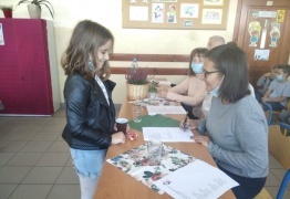  (photo)