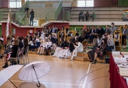  (photo)