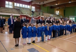  (photo)