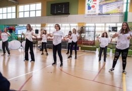  (photo)
