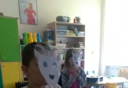  (photo)