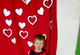  (photo)