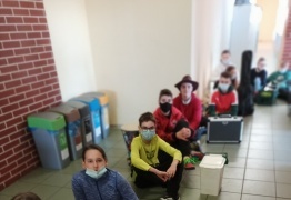  (photo)