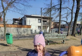  (photo)