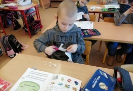  (photo)