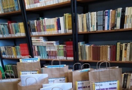  (photo)