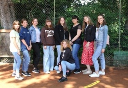  (photo)