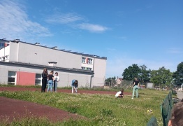  (photo)