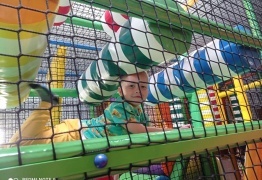  (photo)