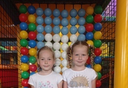  (photo)