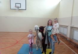  (photo)