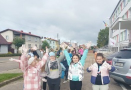  (photo)