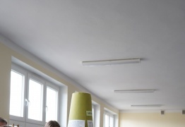  (photo)