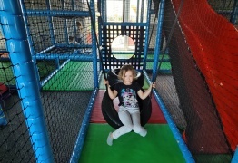  (photo)