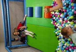 (photo)