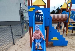  (photo)