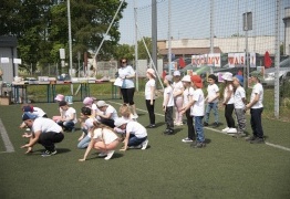  (photo)