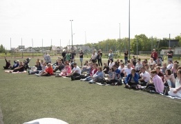  (photo)