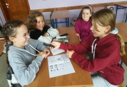  (photo)