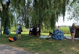  (photo)