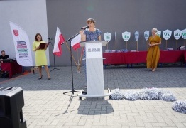  (photo)