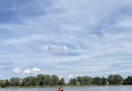  (photo)
