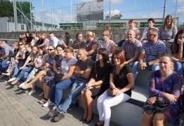  (photo)