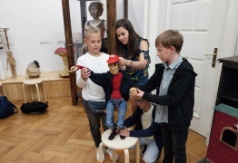  (photo)