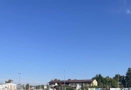  (photo)