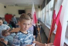  (photo)