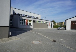  (photo)