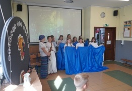  (photo)