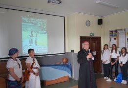 (photo)
