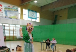  (photo)