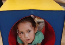  (photo)