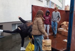  (photo)