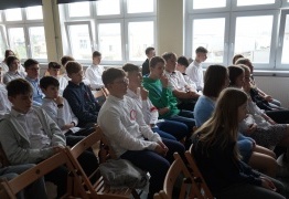  (photo)