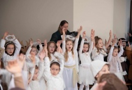  (photo)