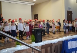  (photo)