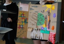  (photo)