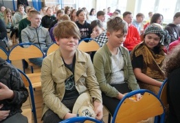  (photo)
