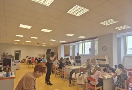  (photo)