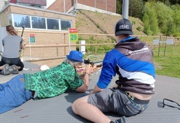  (photo)
