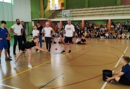 (photo)