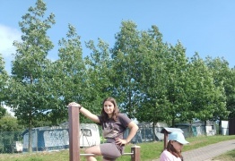  (photo)